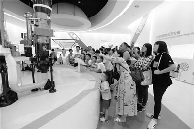 如何從知識(shí)科普拓展到關(guān)系培育？